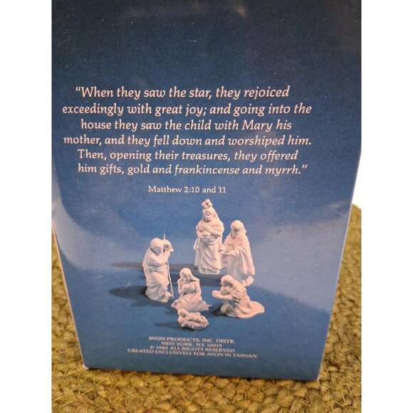 Avon Nativity Collectibles The Magi Balthasar Porcelain Figurine 1982 Christmas - Picture 6 of 6